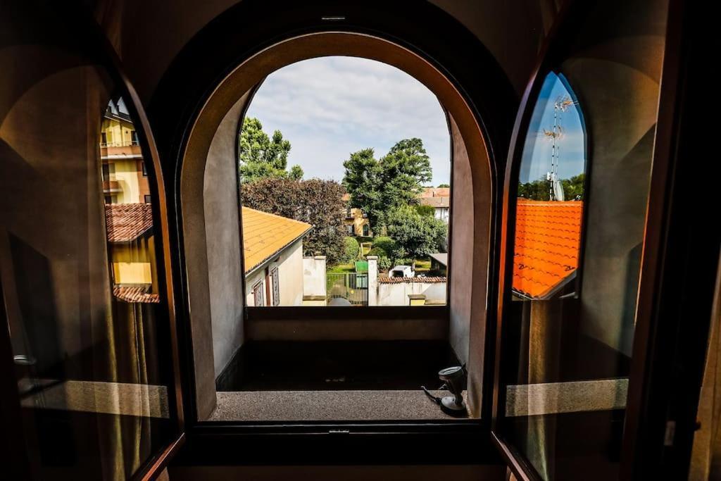Prestigioso Appartamento Di 70Mq Vicino Milano Legnano Eksteriør bilde