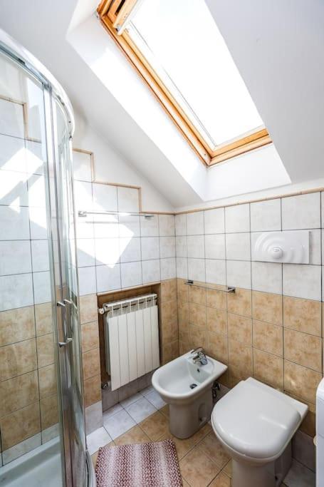 Prestigioso Appartamento Di 70Mq Vicino Milano Legnano Eksteriør bilde