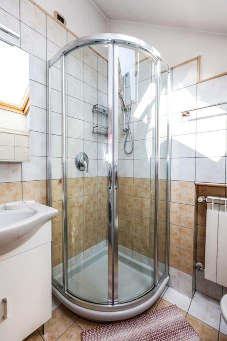 Prestigioso Appartamento Di 70Mq Vicino Milano Legnano Eksteriør bilde